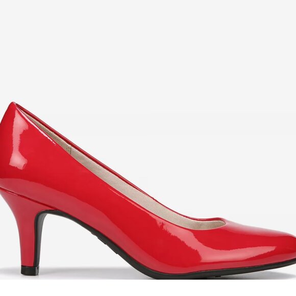🇫🇷 Glossy Red Patent Parigi Pump (Lifestride) Women's Size 5, 2.5" heel - Picture 13 of 14